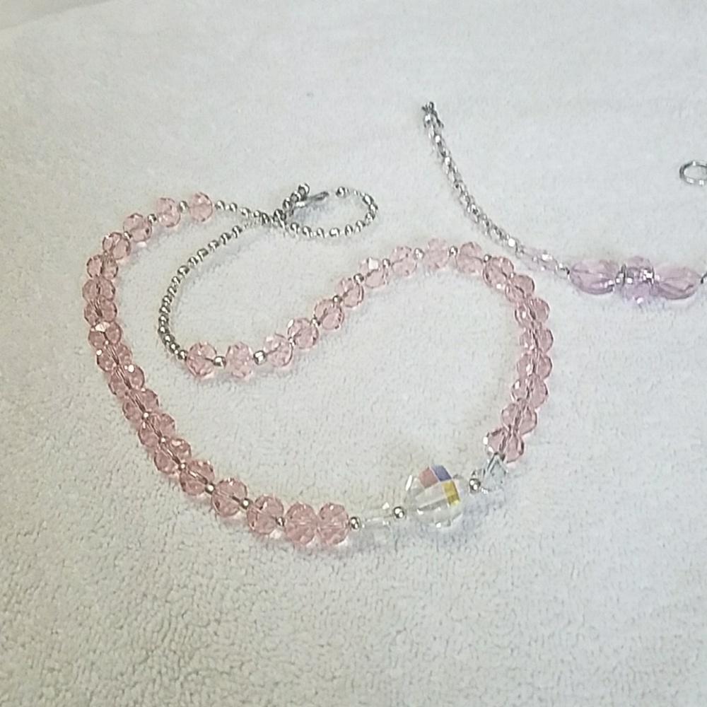 Beautiful crystal and glass necklace and bracelet